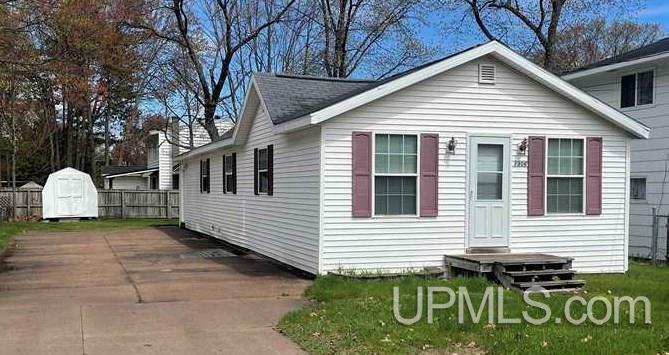 Property Photo:  1306 Waldo  MI 49855-0000 