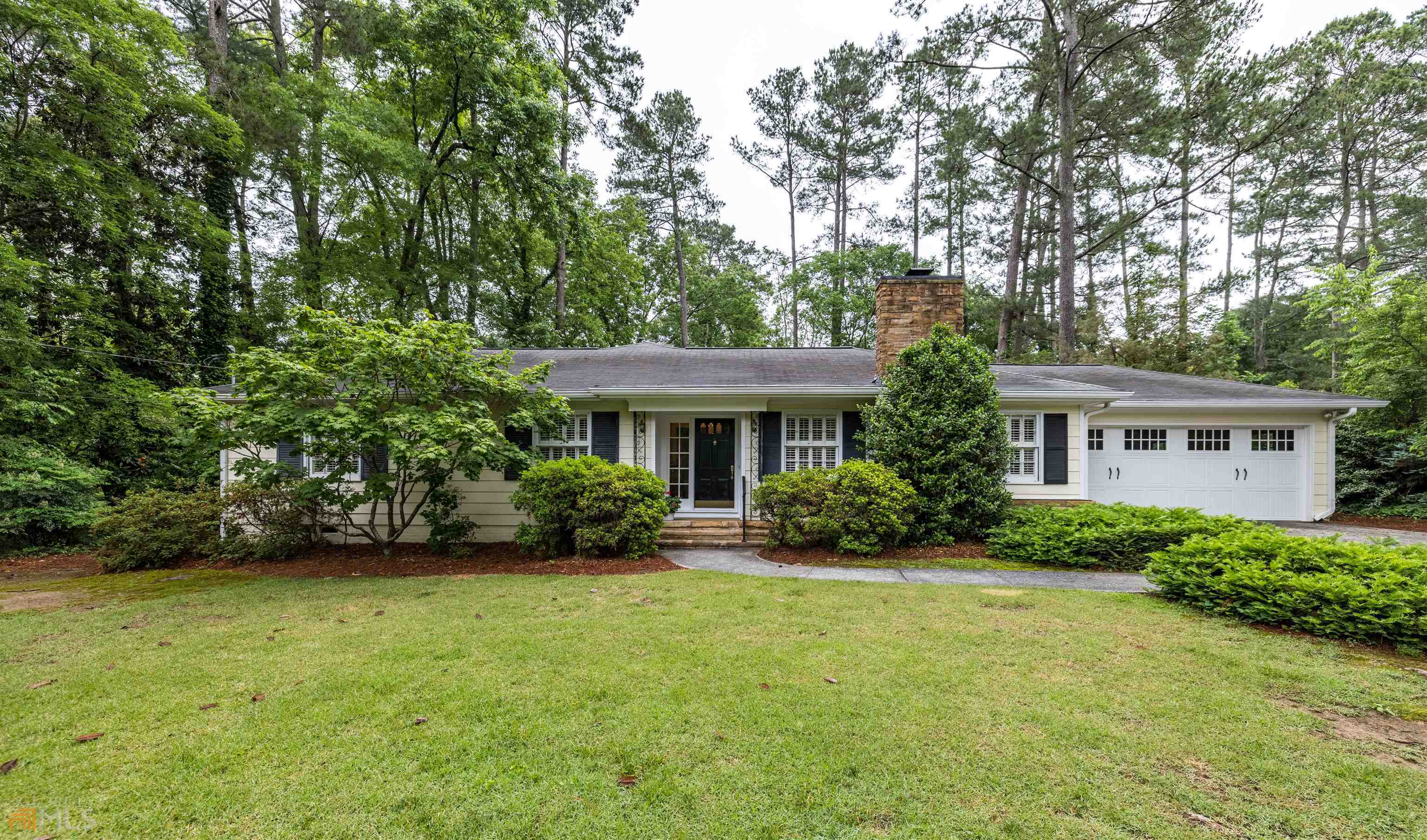 Property Photo:  15 Ridgewood Road  GA 30165 