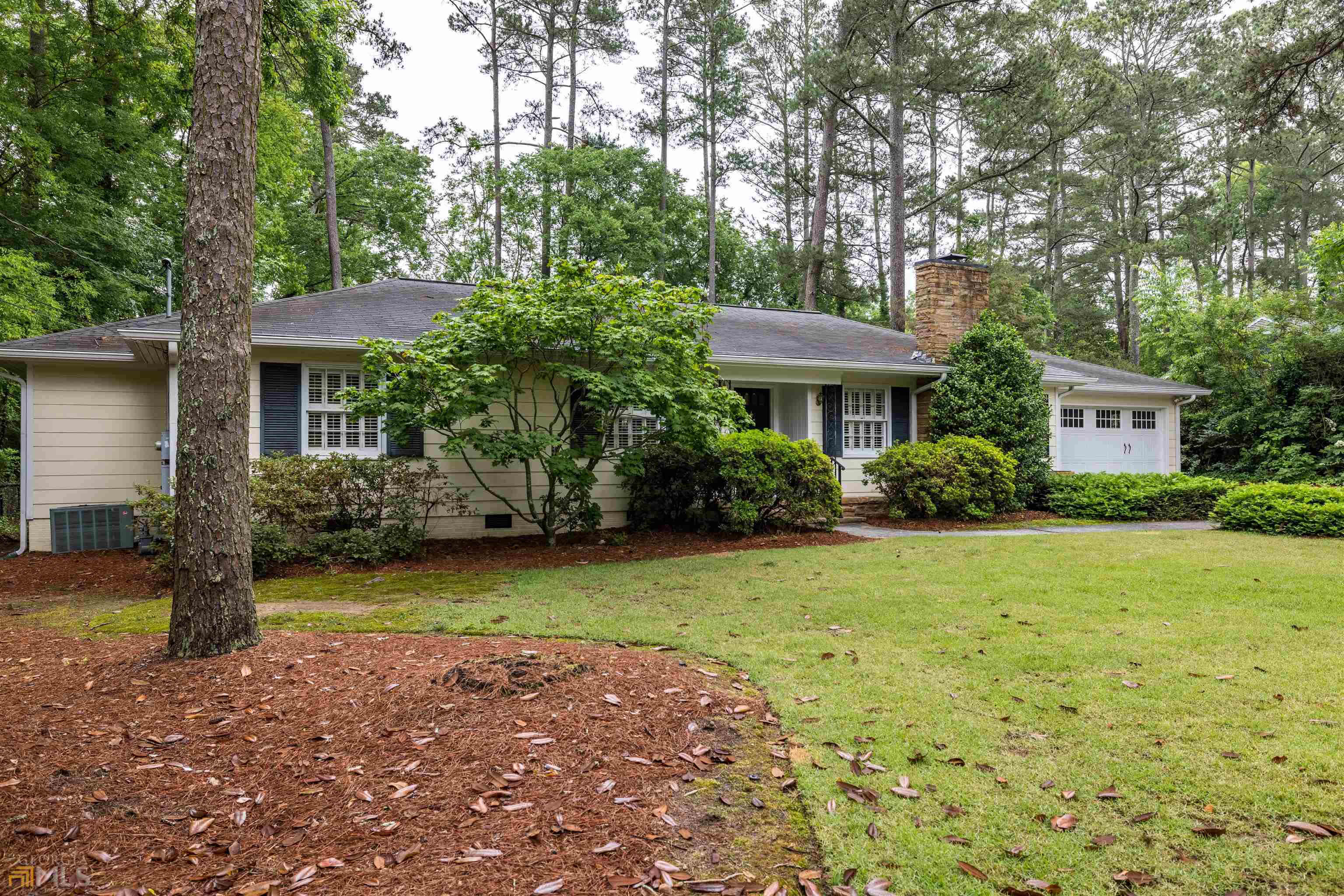 Property Photo:  15 Ridgewood Road  GA 30165 