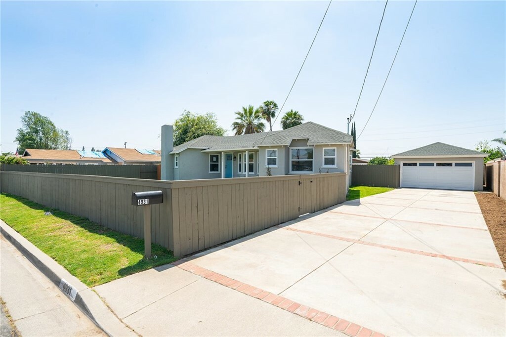 Property Photo:  4931 N Saint Malo Avenue  CA 91722 