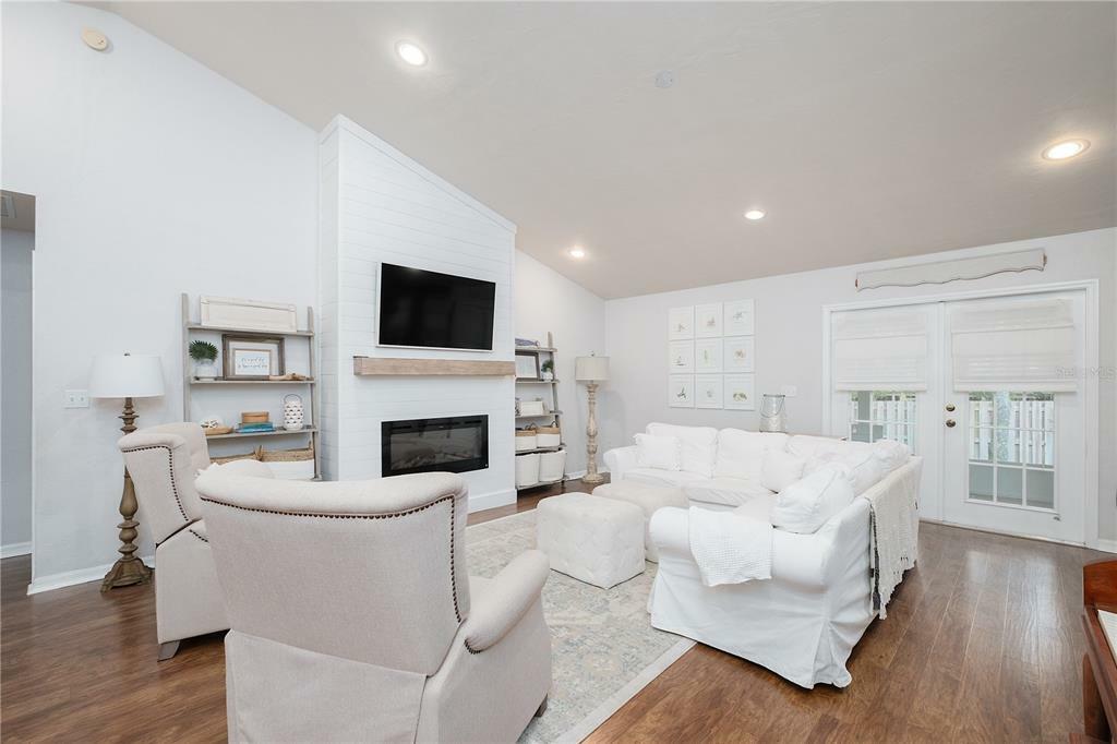 Property Photo: 11225 NW 32nd Avenue FL 32606