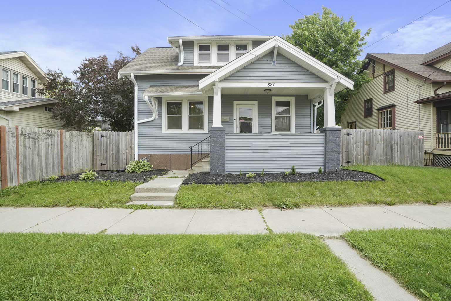 Property Photo:  821 Hayes Ave  WI 53405 