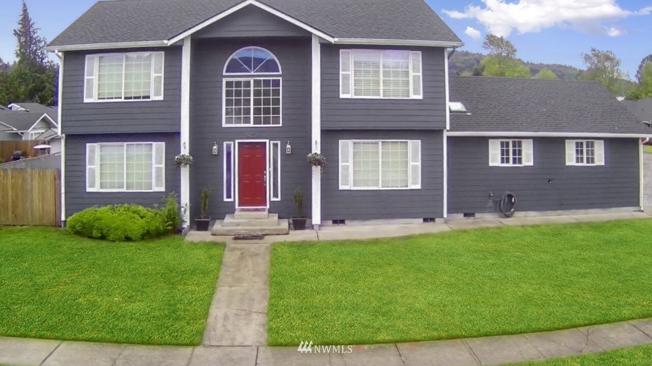 Property Photo: 4201 Olympia Place WA 98632