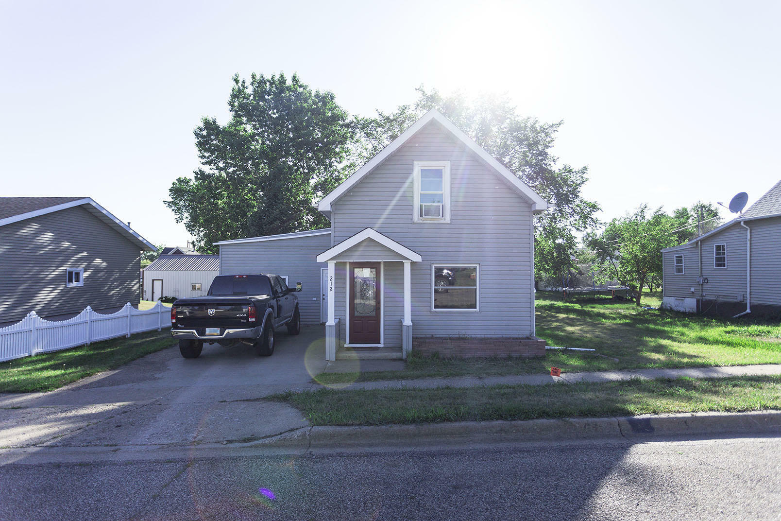 Property Photo:  212 2nd Street N  ND 58563 