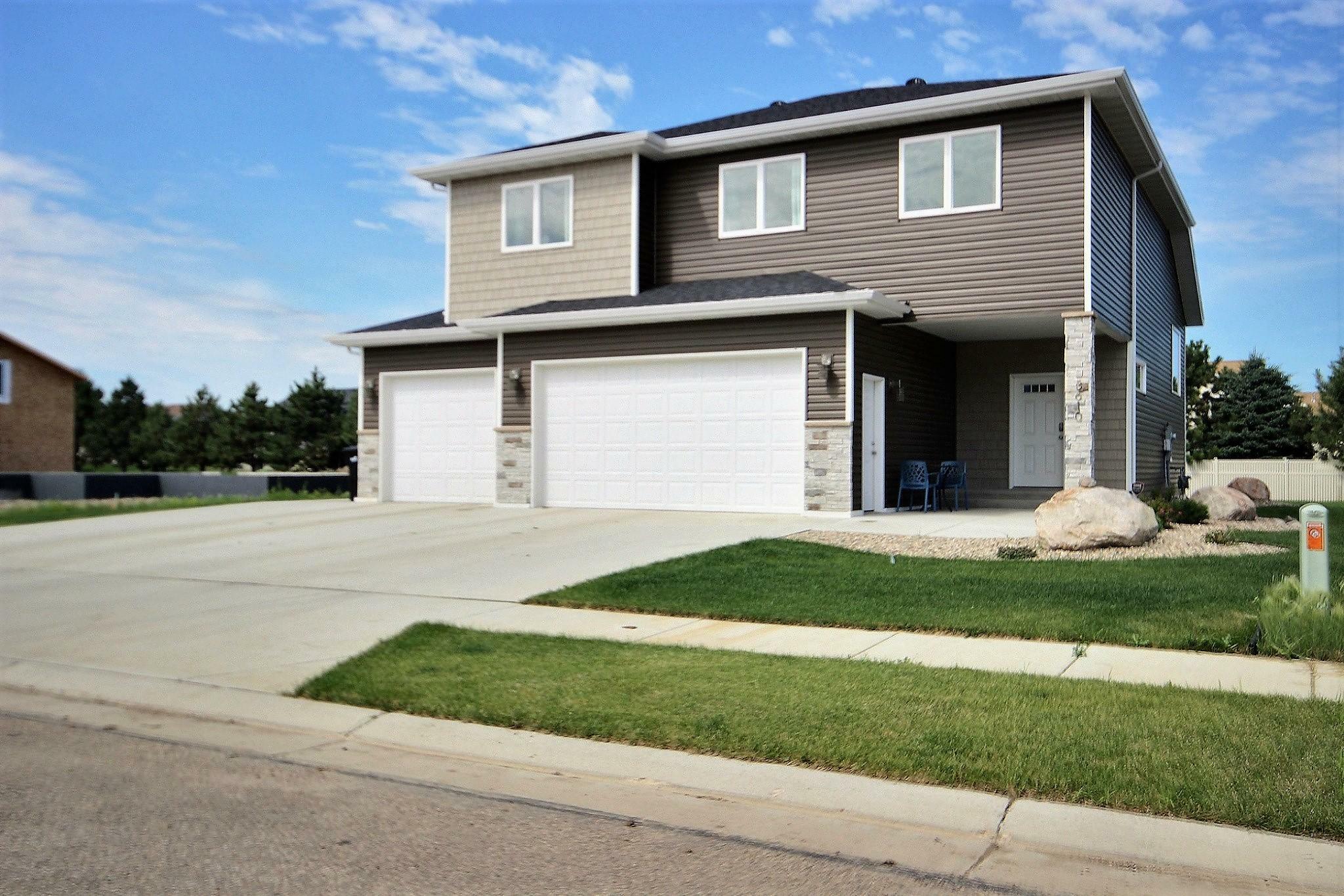 Property Photo:  3610 Meridian Drive  ND 58504 