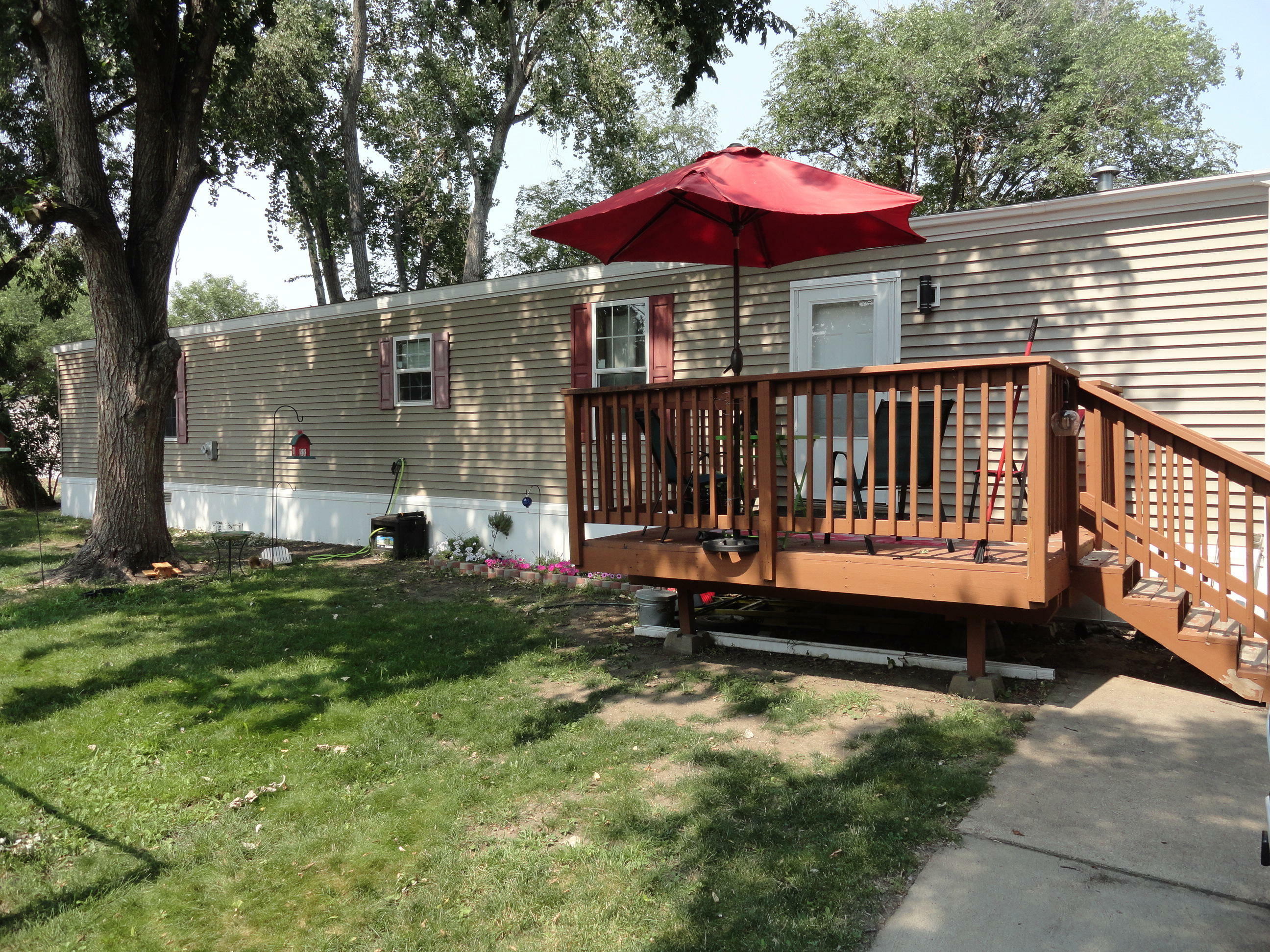 Property Photo:  225-2500 Centennial Road 225  ND 58503 