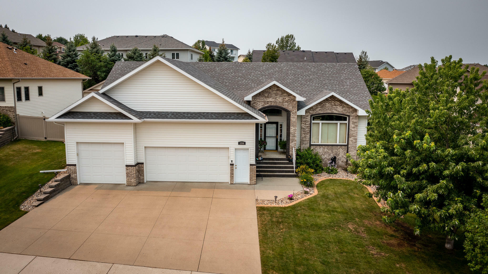 Property Photo:  3206 Impala Lane  ND 58503 