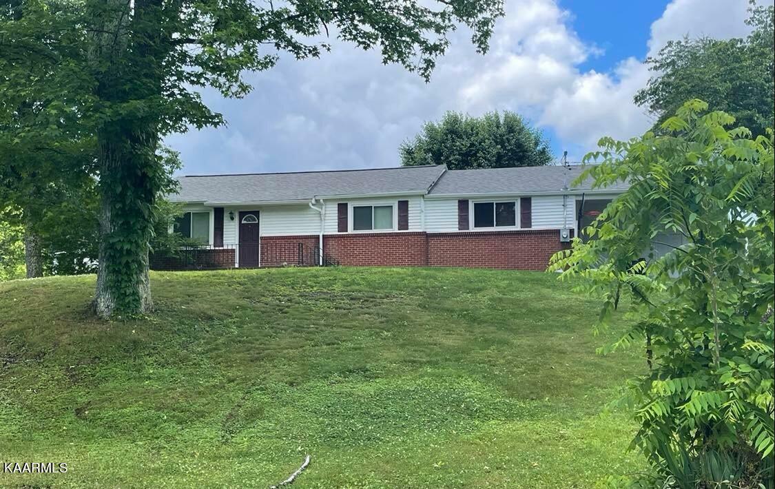 Property Photo:  232 S Pine Ridge Rd  TN 37748 