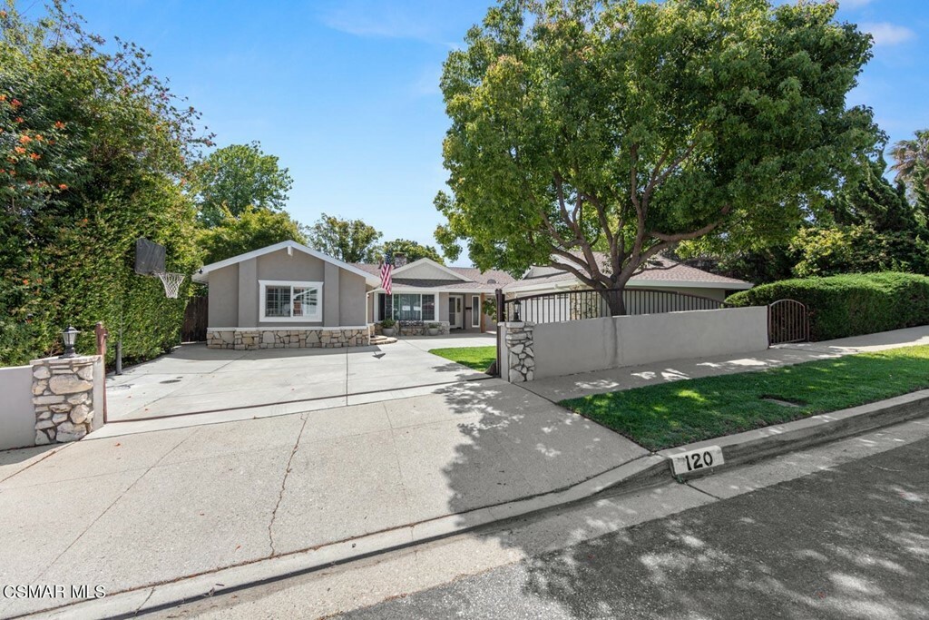 Property Photo:  120 Lupe Avenue  CA 91320 