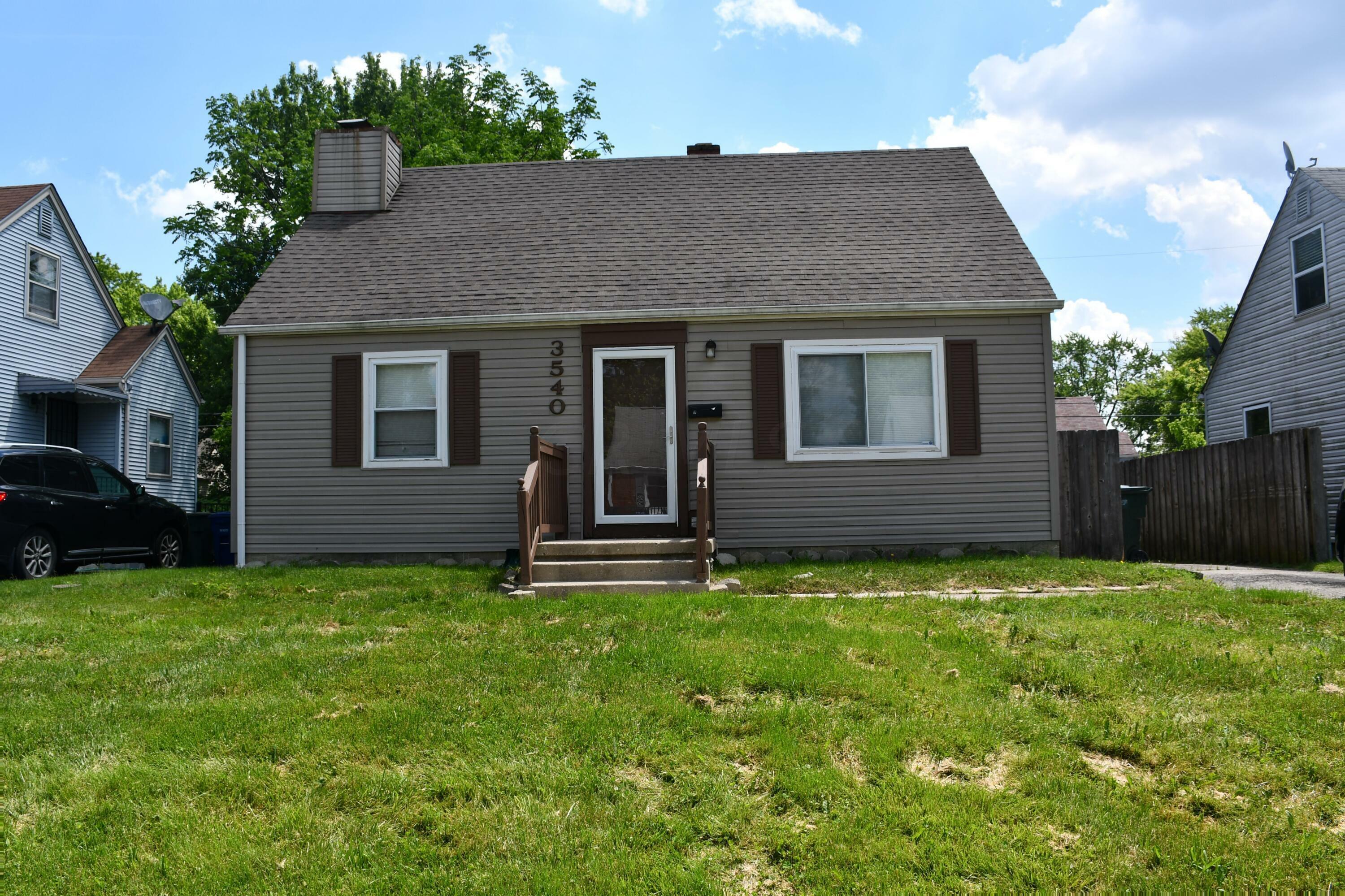 Property Photo:  3540 Medina Avenue  OH 43224 