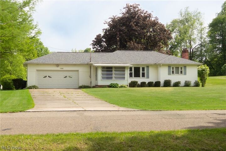 1700 Berna Road  Akron OH 44312 photo