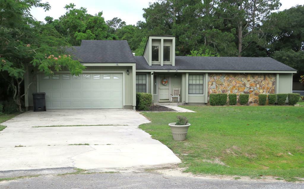 Property Photo: 3105 Oakwood Terrace GA 31605