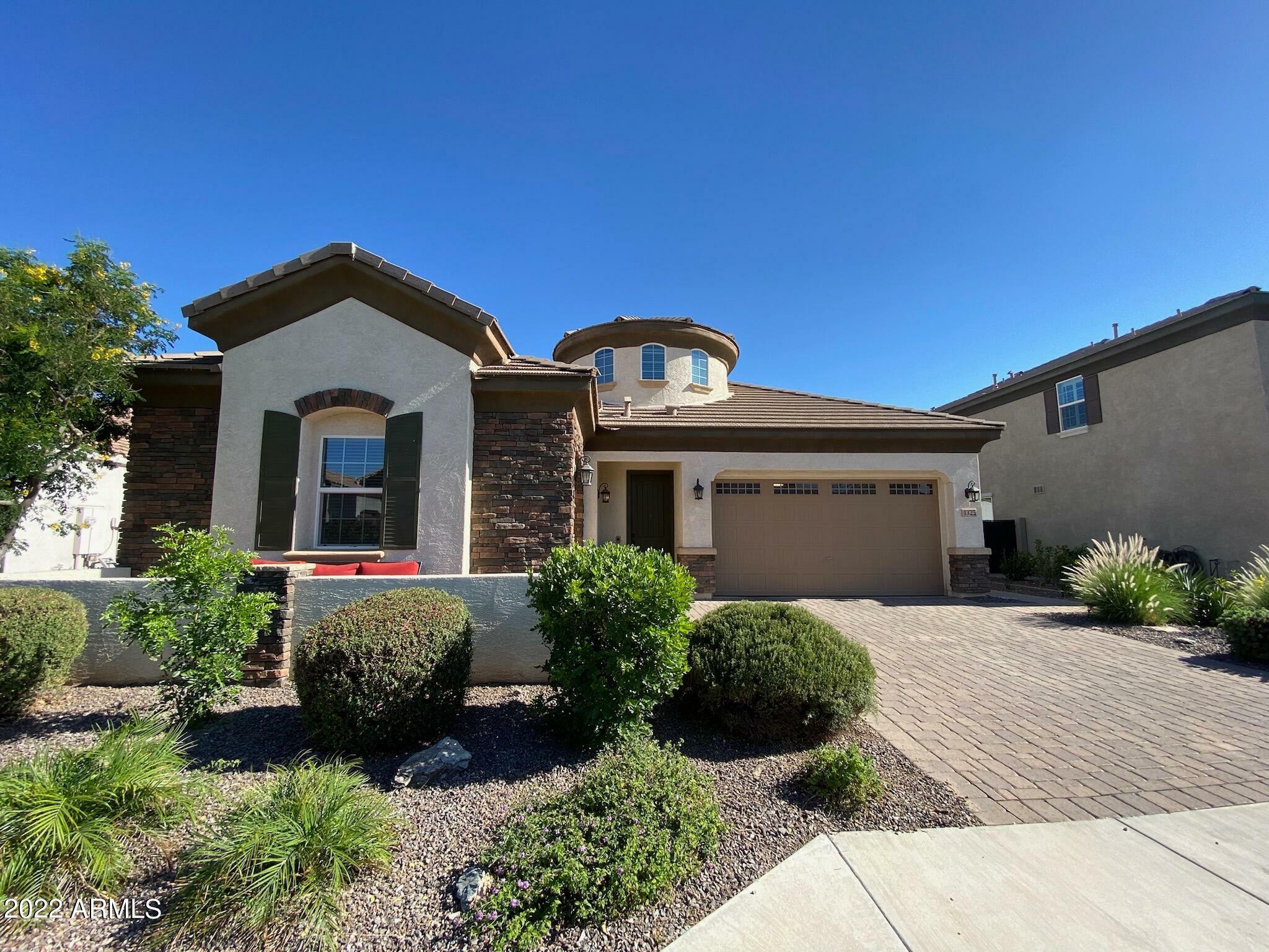 Property Photo:  4325 E Glacier Place  AZ 85249 