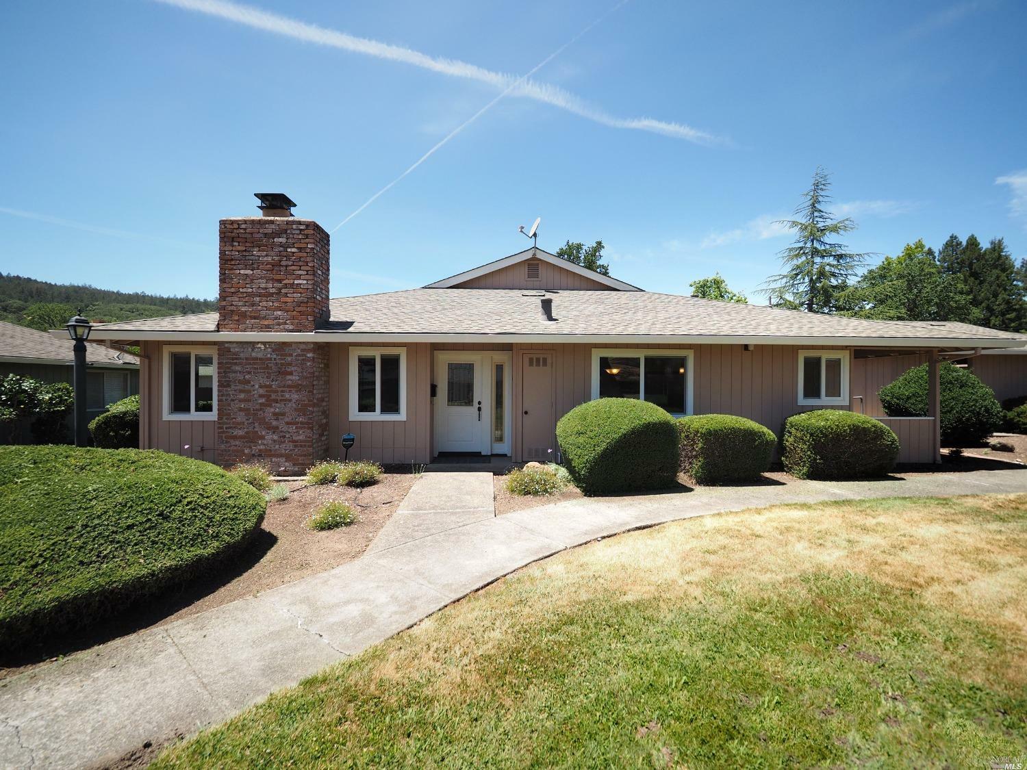 Property Photo:  4 Meadowgreen Court  CA 95409 