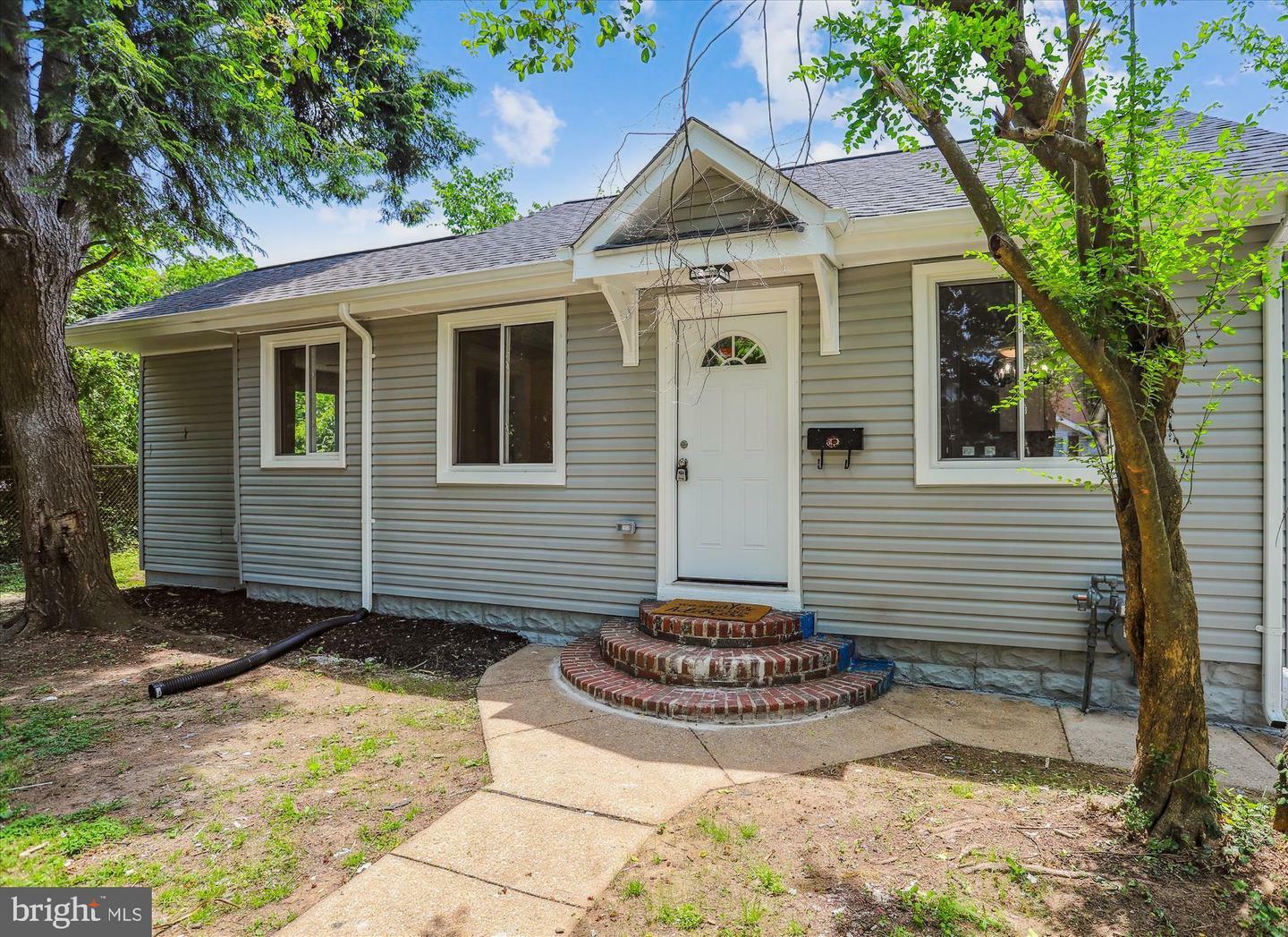 Property Photo:  4115 Shepherd Street  MD 20722 