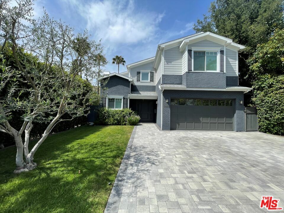 Property Photo:  14429  Greenleaf St  CA 91423 