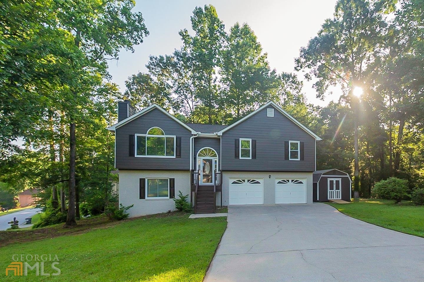 Property Photo: 27 Sunrise Court GA 30157