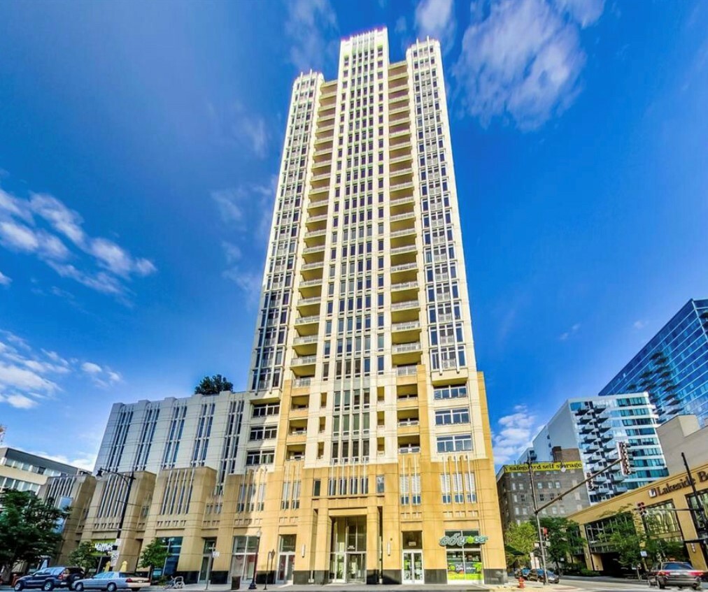 Property Photo: 1400 S Michigan Avenue 1403 IL 60605