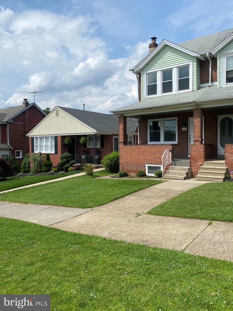 Property Photo:  212 W 10th Avenue  PA 19428 