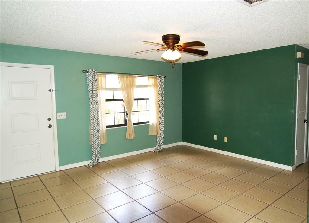 Property Photo: 1439 Woffington Avenue FL 32725