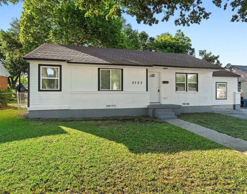 Property Photo: 2703 Garapan Drive TX 75224