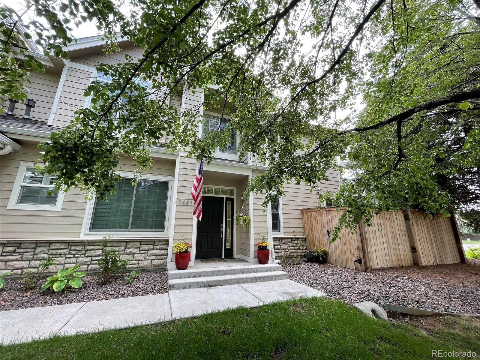 Property Photo:  1421 Carlyle Park Circle  CO 80129 