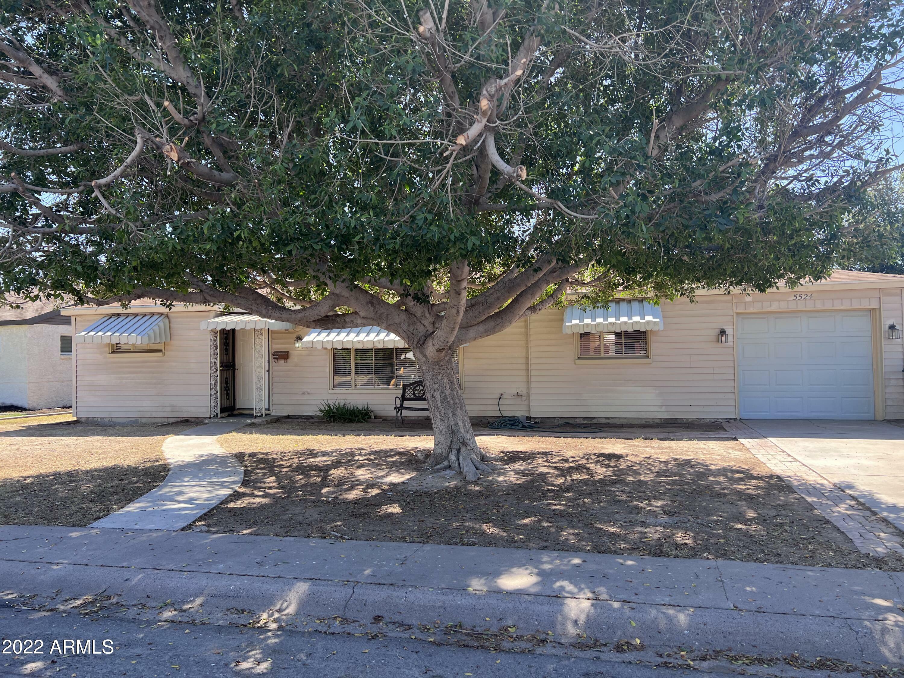 Property Photo:  5524 N 20th Drive  AZ 85015 