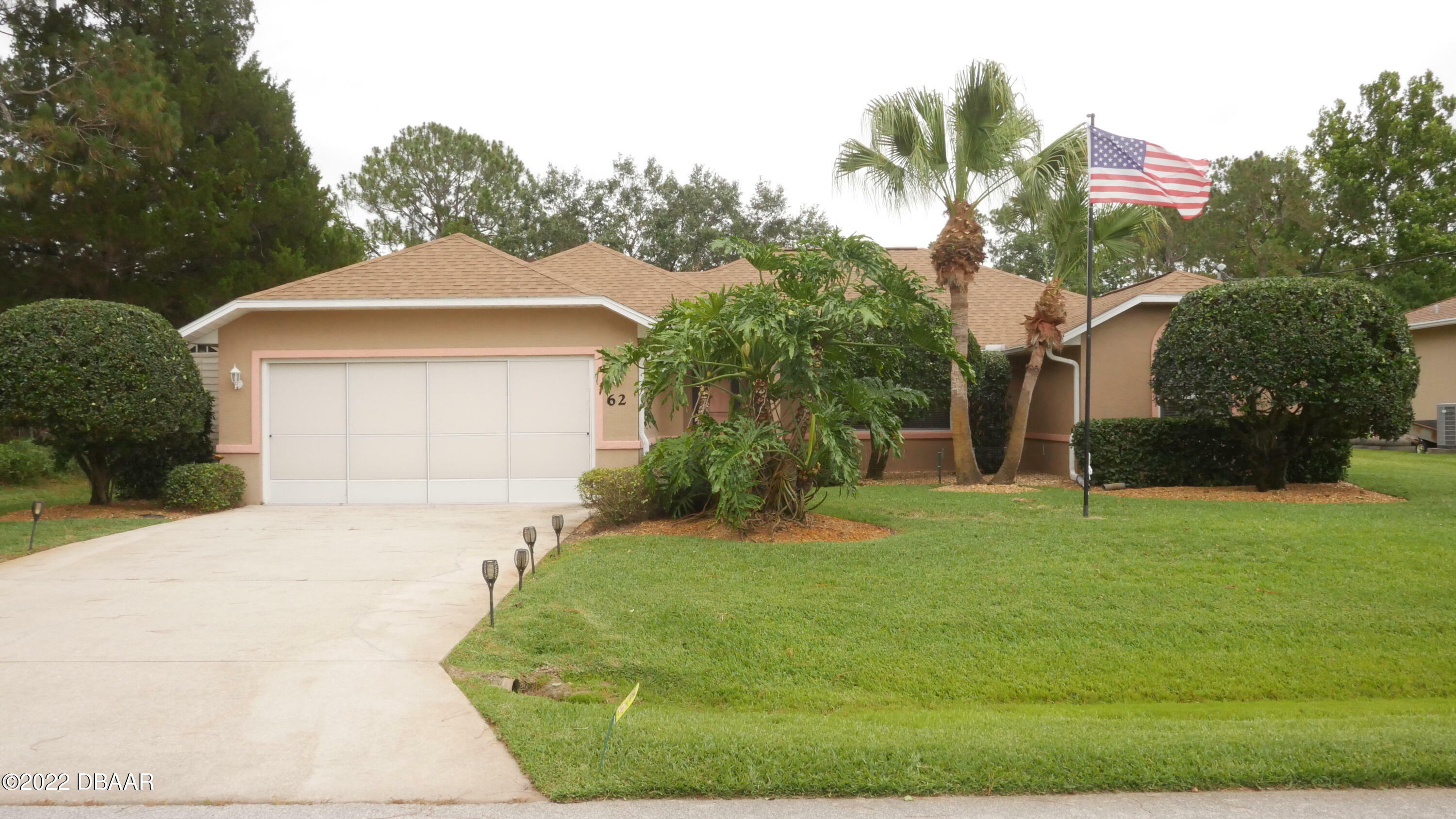 Property Photo:  62 Bayside Drive  FL 32137 