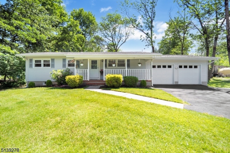 Property Photo:  25 Maple Ave  NJ 07945 