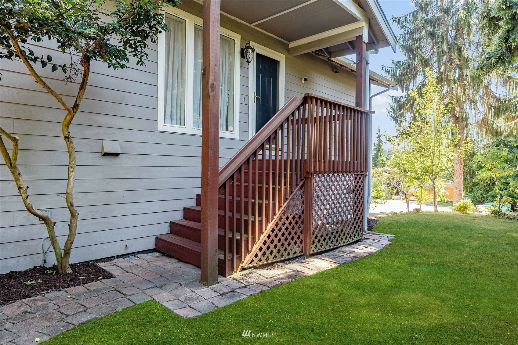 Property Photo:  553 Lake Louise Drive SW  WA 98498 