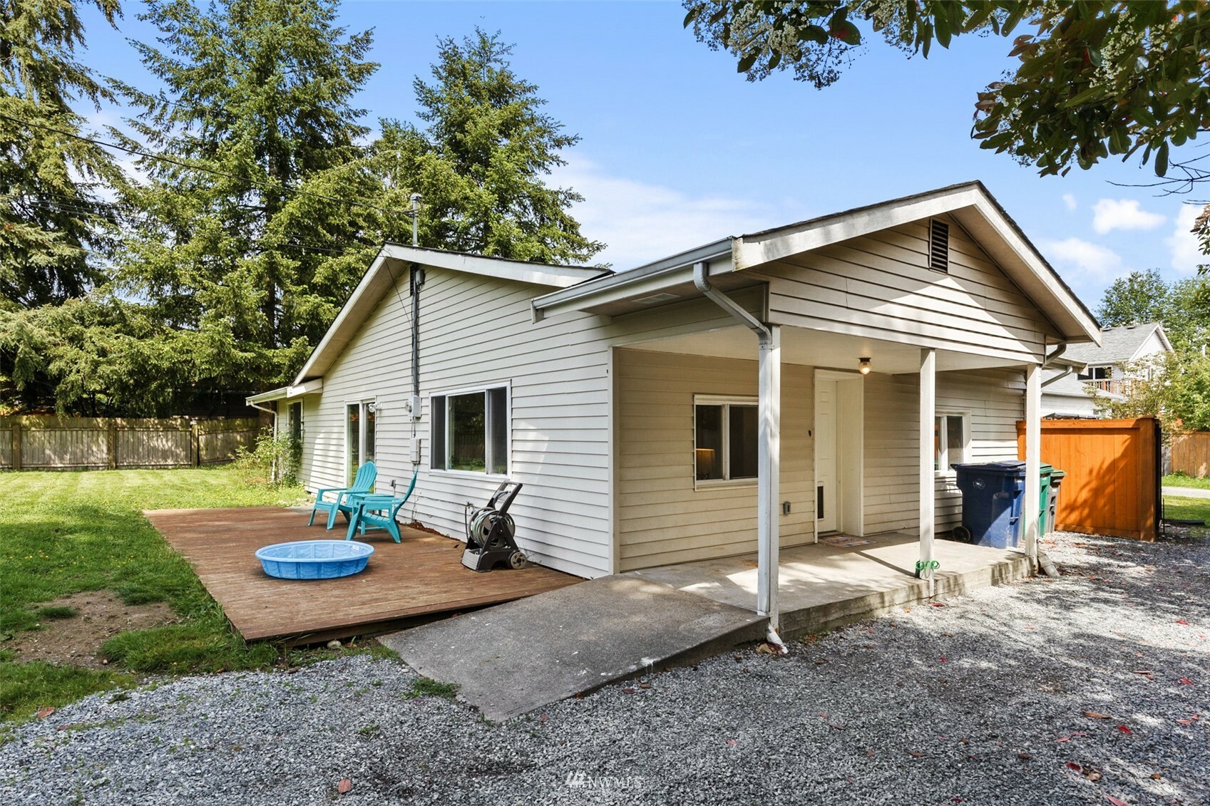 Property Photo:  14420 Meadow Road  WA 98087 