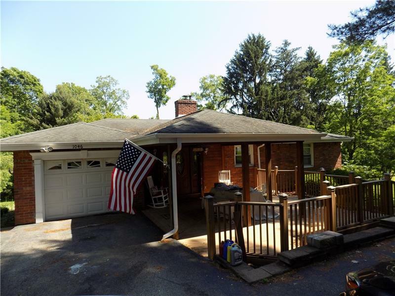 Property Photo:  1046 Fairview Dr  PA 15102 