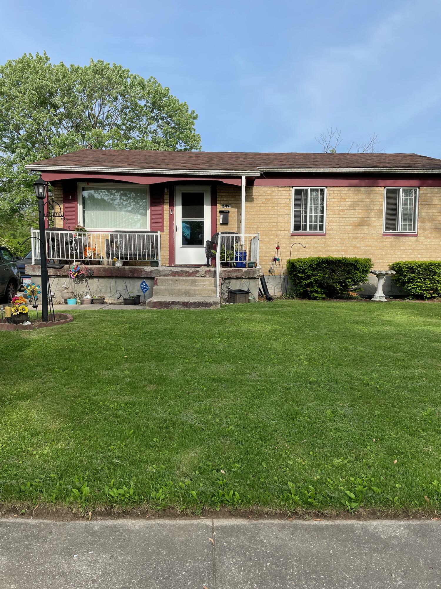 Property Photo:  1528 S Western Avenue  OH 45506 