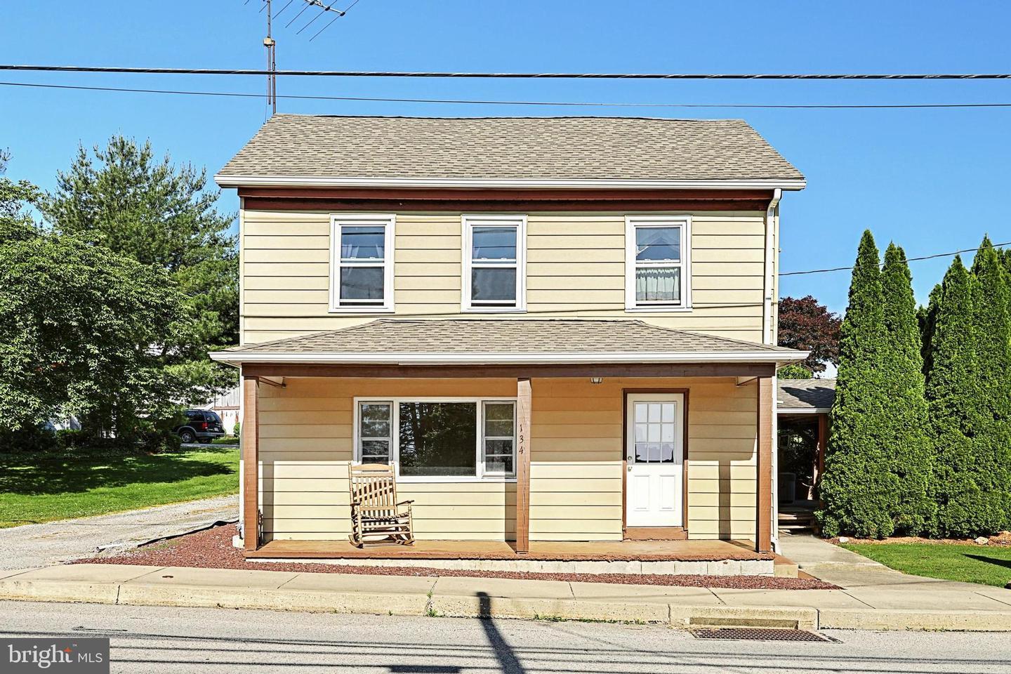 134 S Main Street  Seven Valleys PA 17360 photo