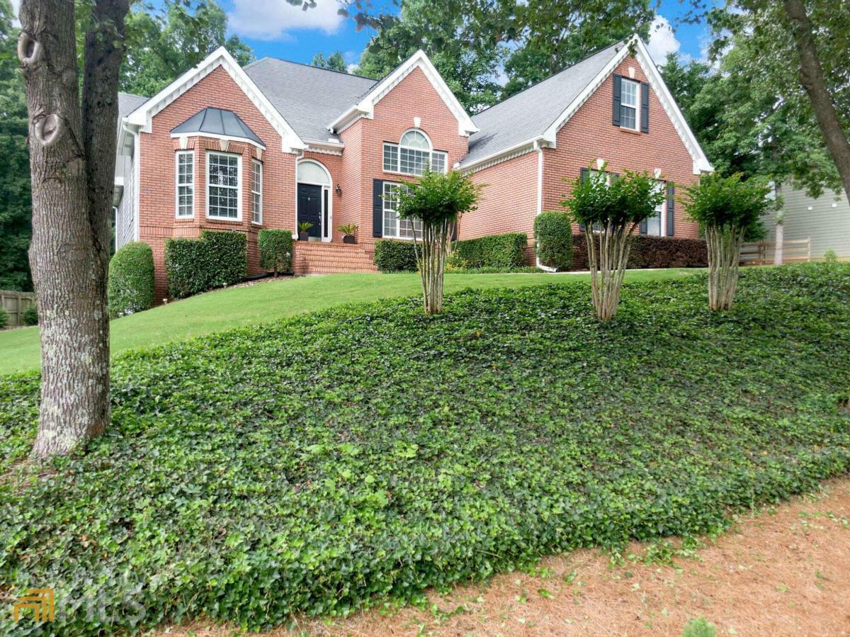 Property Photo:  3648 Elinburg Cove Trail  GA 30519 