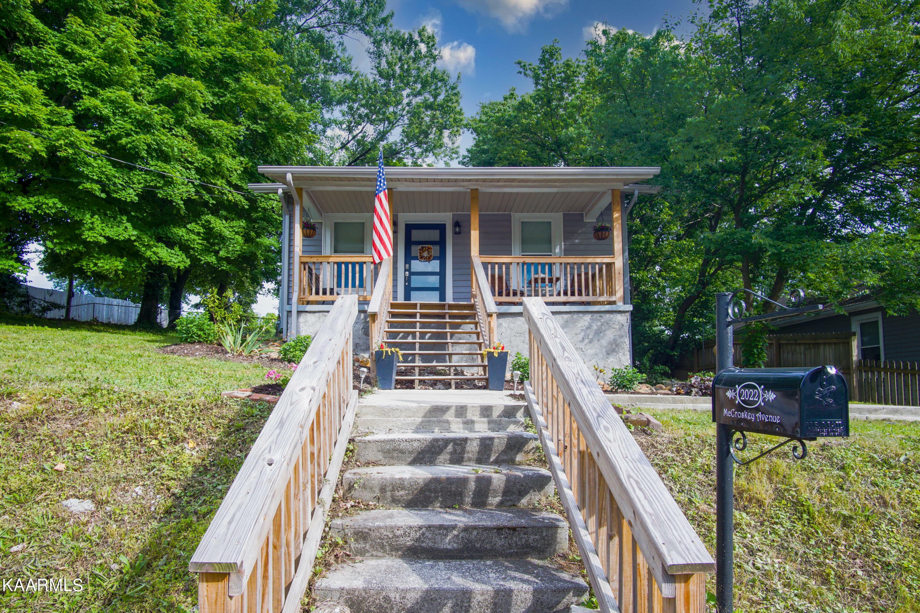 Property Photo:  2022 McCroskey Ave  TN 37917 