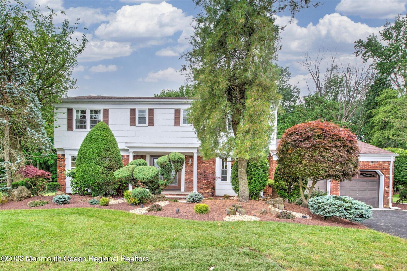 Property Photo:  7 David Court  NJ 07746 