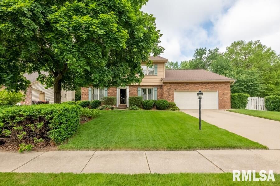 Property Photo: 10721 N Sleepy Hollow IL 61615