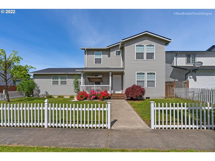 1102 NW 19th Ave  Battle Ground WA 98604 photo