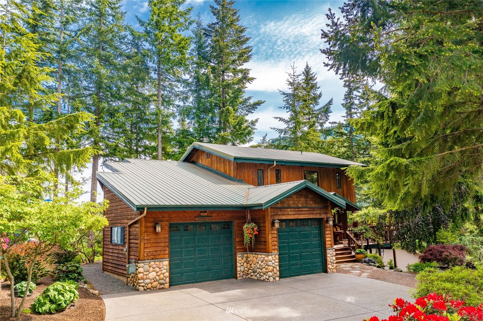 Property Photo:  27 Grand View Lane  WA 98229 
