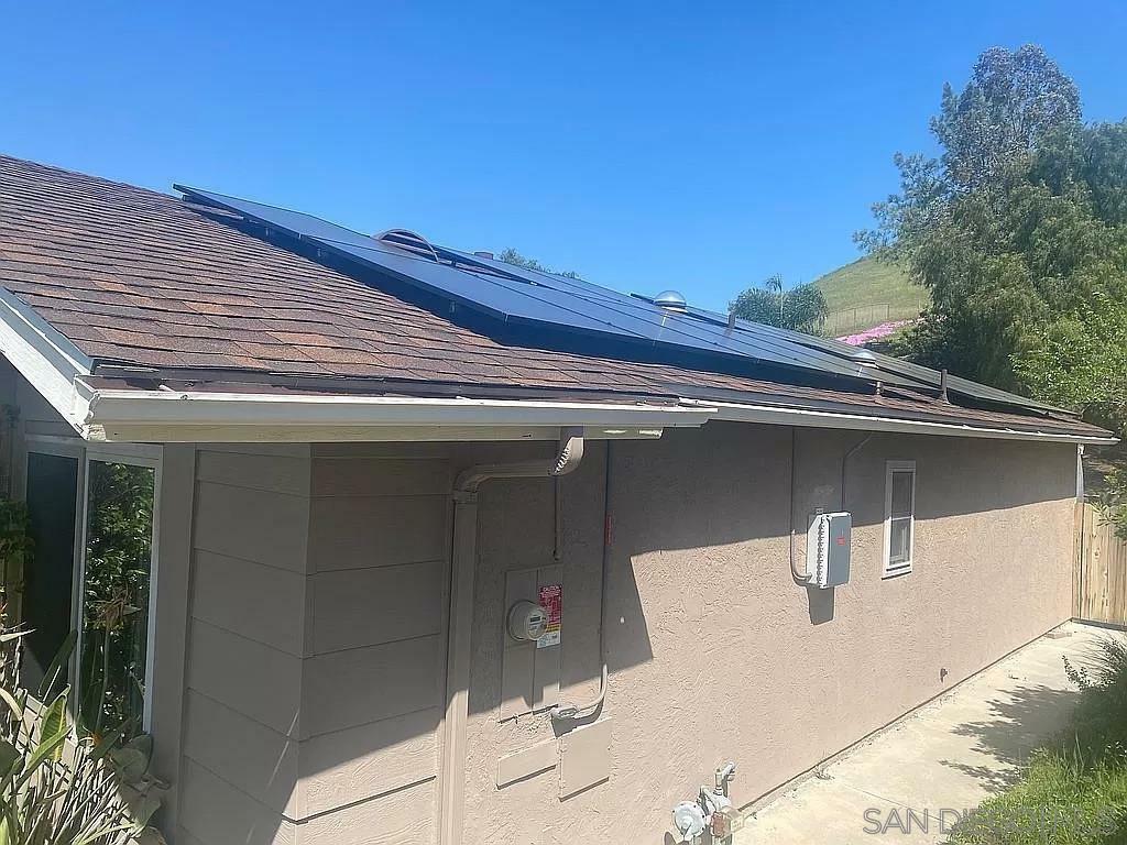 Property Photo:  5139 Loma Verde  CA 92056 