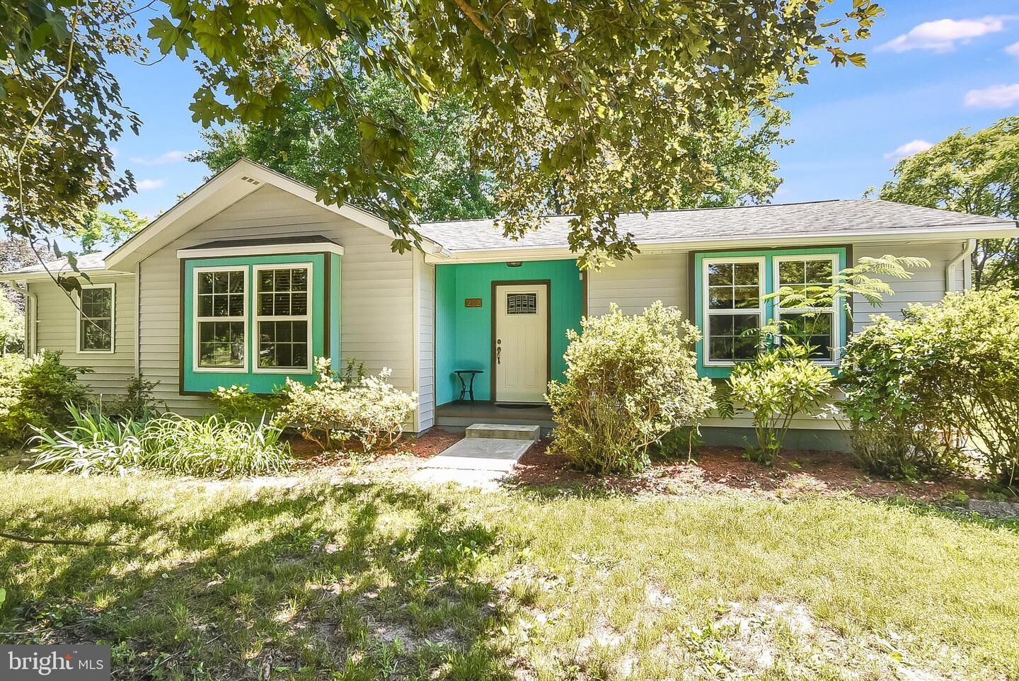 Property Photo: 212 Lakeview Drive VA 22443