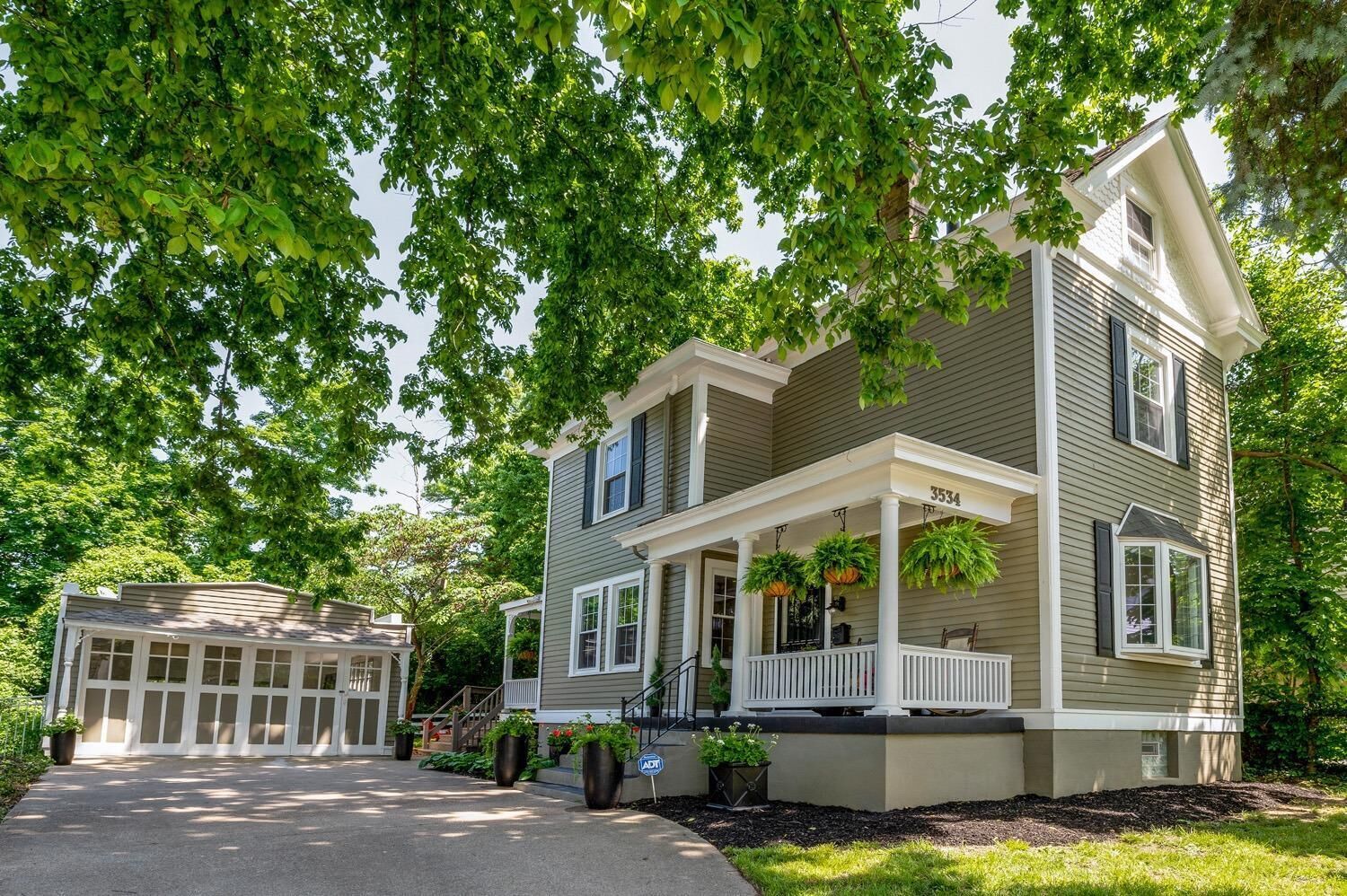 Property Photo:  3534 Larkspur Ave  OH 45208 