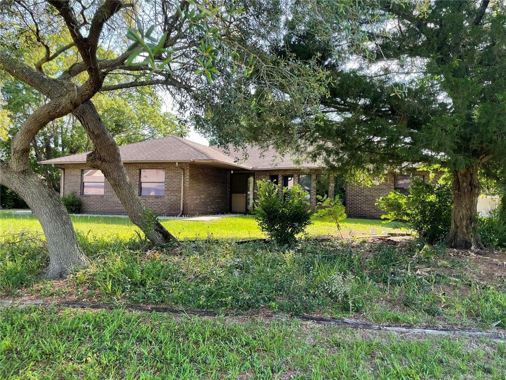 Property Photo:  2067 Oldham Avenue  FL 32725 