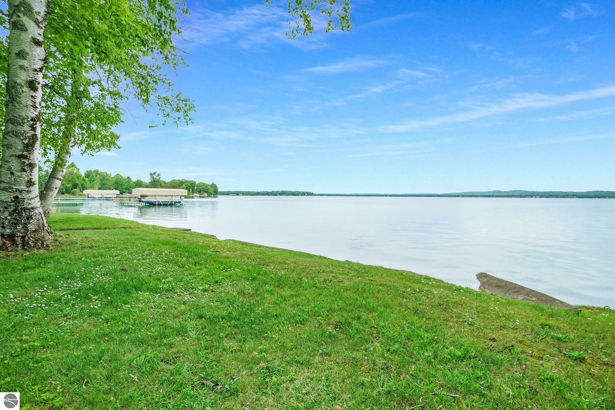 Property Photo: 6952 Carter Road MI 49617