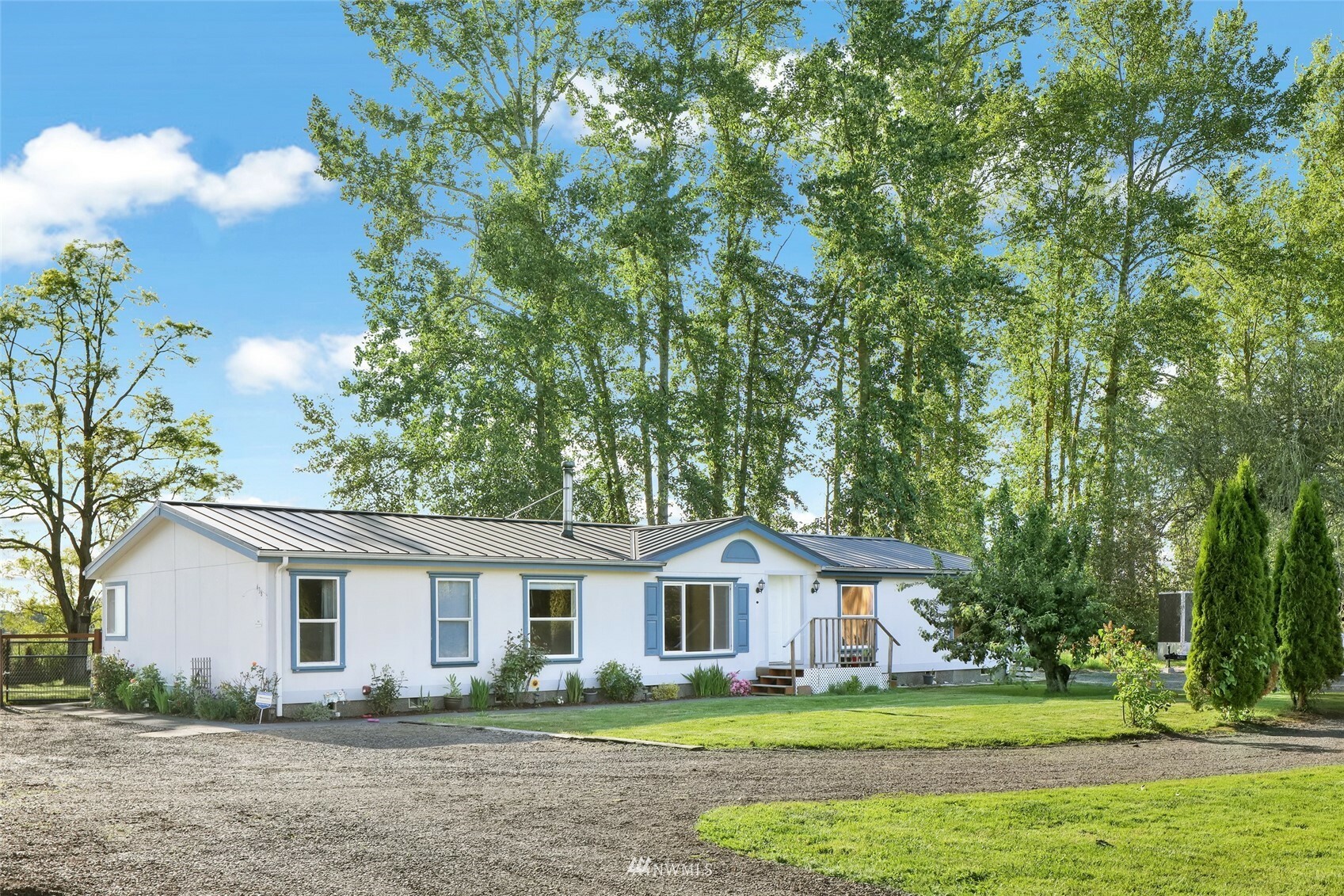 Property Photo:  438 W Axton Road  WA 98226 