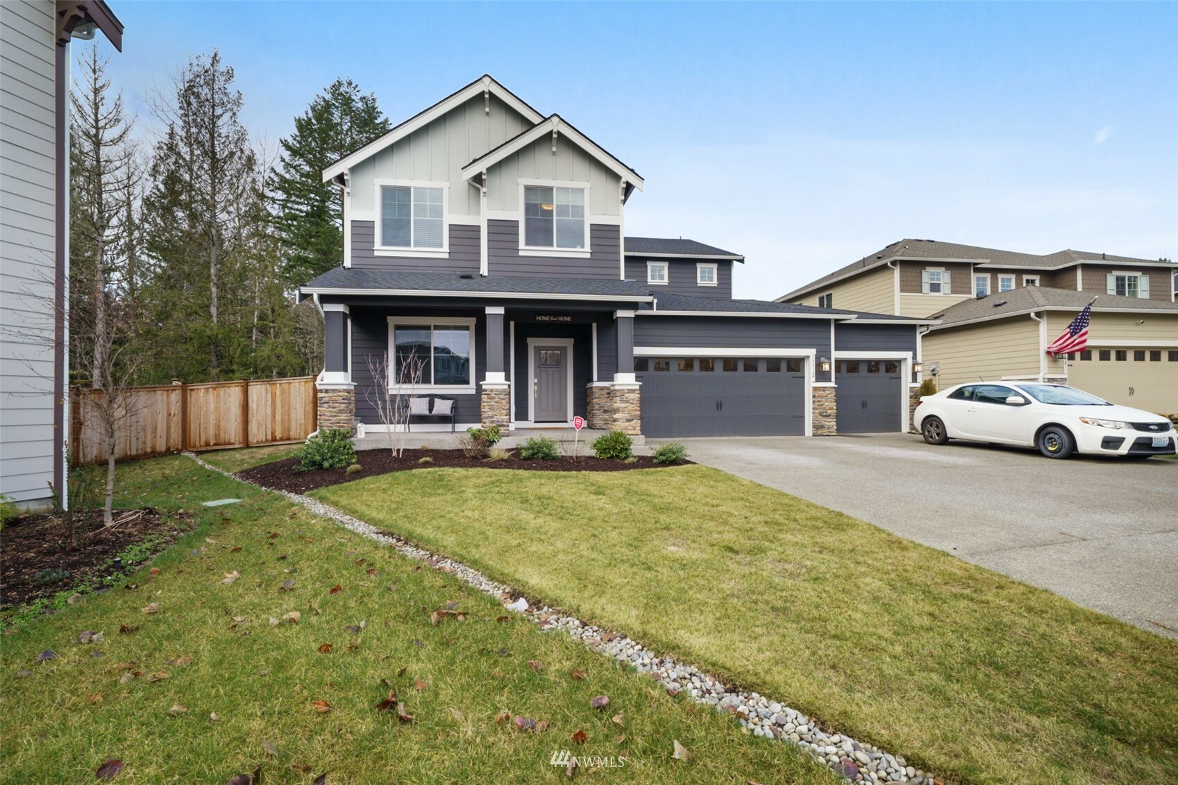 Property Photo: 18512 128th Avenue E WA 98374