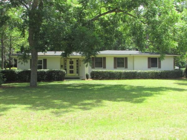 Property Photo: 2115 Hillcrest Drive GA 31602