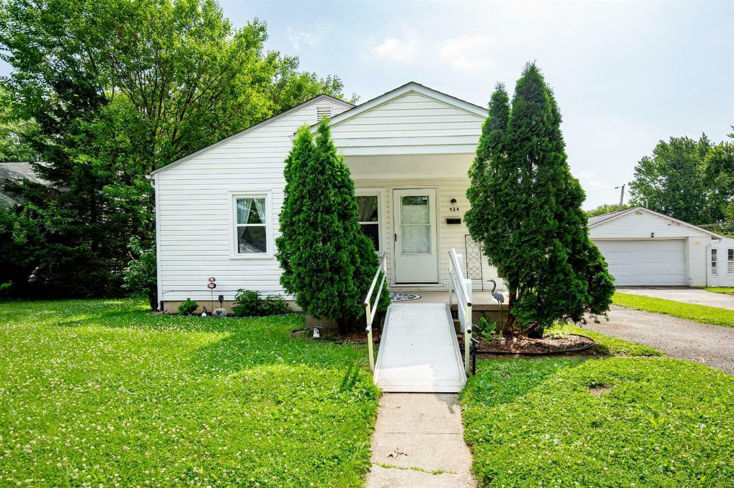 Property Photo:  924 N South St  OH 45177 