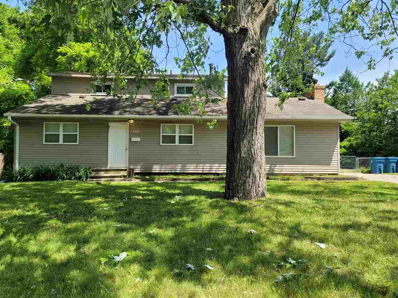 455 Oak St.  Mount Morris MI 48458 photo